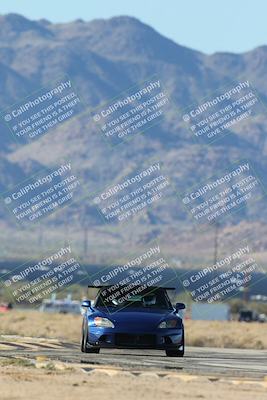 media/Nov-23-2025-Speed Ventures (Sun) [[88f20b6e61]]/6-Yellow Group/Session 1 (Turns 16 and 17 Exit)/